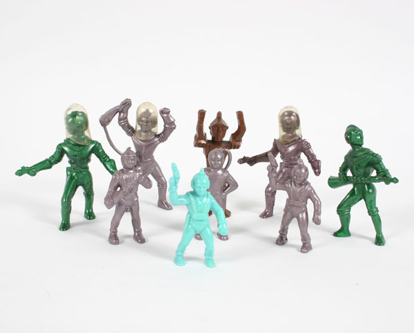 Appraisal: Nine plastic Space Men action figures with domes Tallest Good