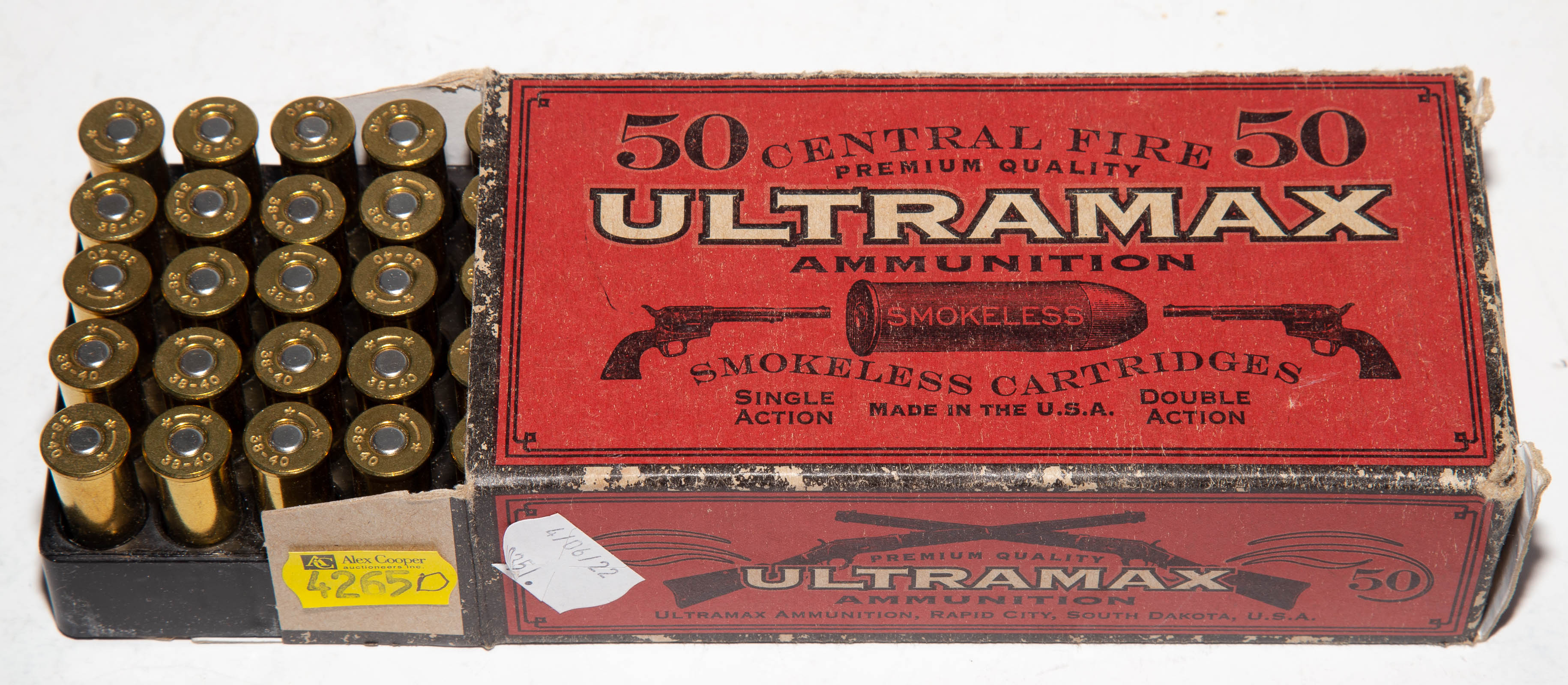 Appraisal: VINTAGE COMPLETE BOX OF ULTRAMAX S Box of central fire