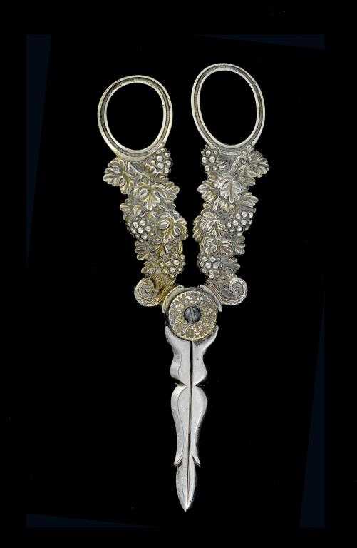 Appraisal: A PAIR OF GEORGE IV SILVER GILT GRAPE SHEARS Vine