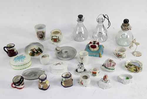 Appraisal: A quantity of Goss and other armourial china three glass