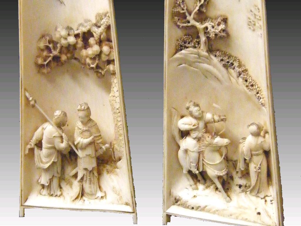 Appraisal: Good pair of th century Chinese ivory wrist rests each