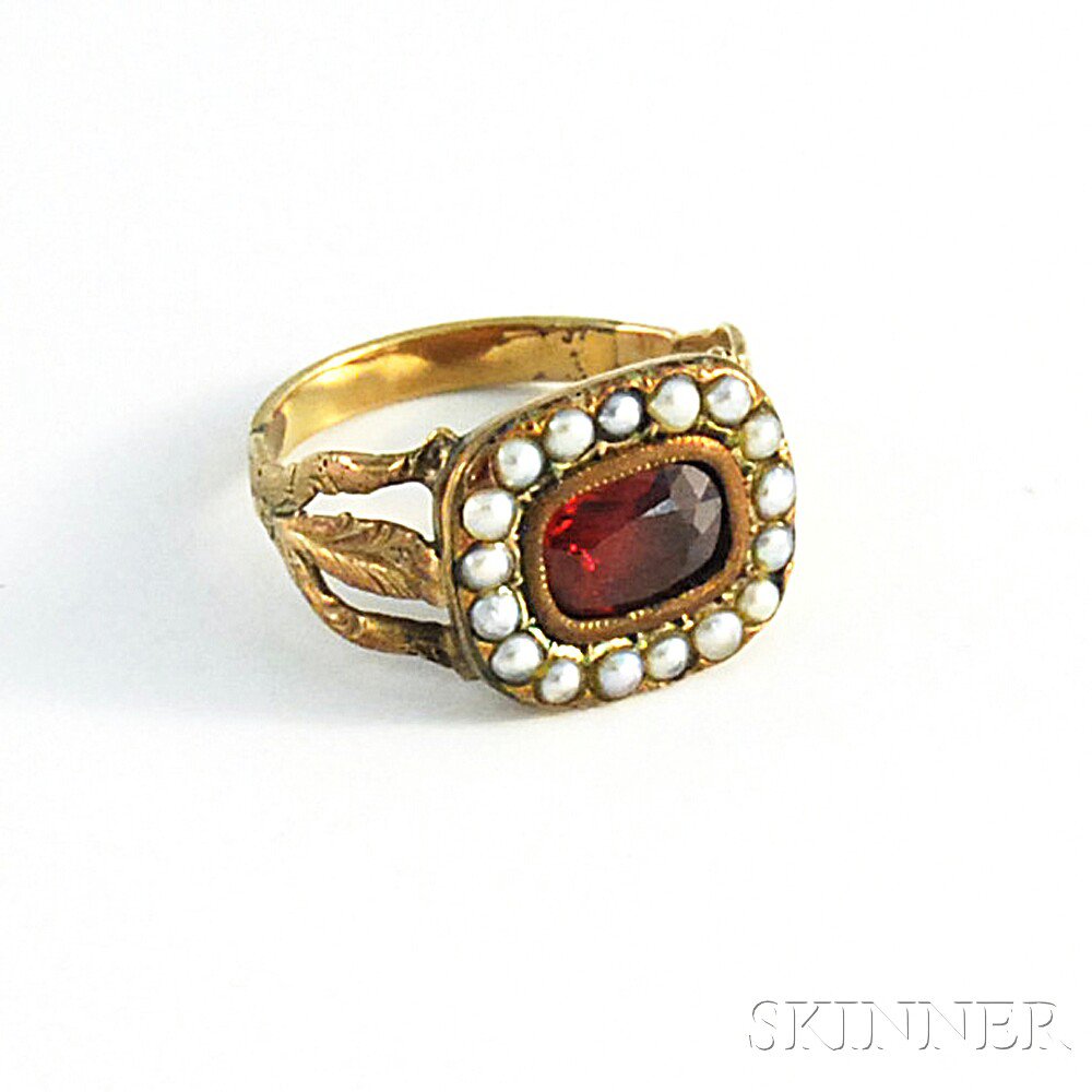 Appraisal: Antique Gold Gem-set Ring with foil-back garnet framed by split