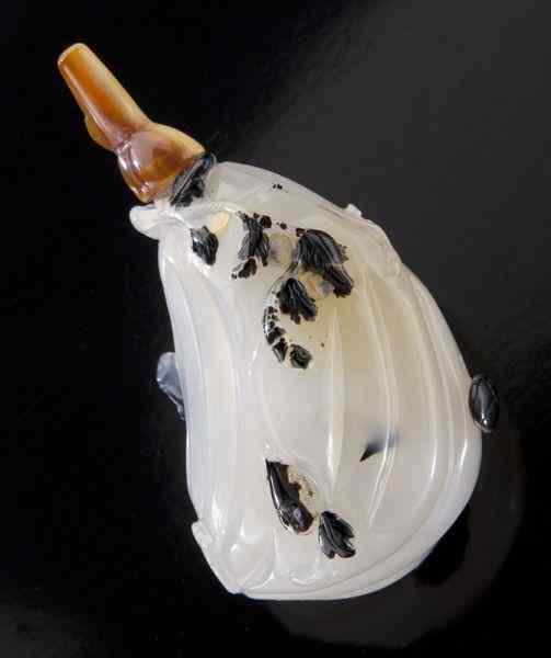 Appraisal: Chinese Su-Zhou school carved agate snuff bottledepicting bats and butterflies