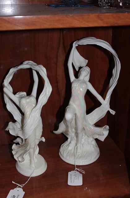 Appraisal: A LIMITED EDITION ROYAL WORCESTER PORCELAIN FIGURINE 'The Dance of