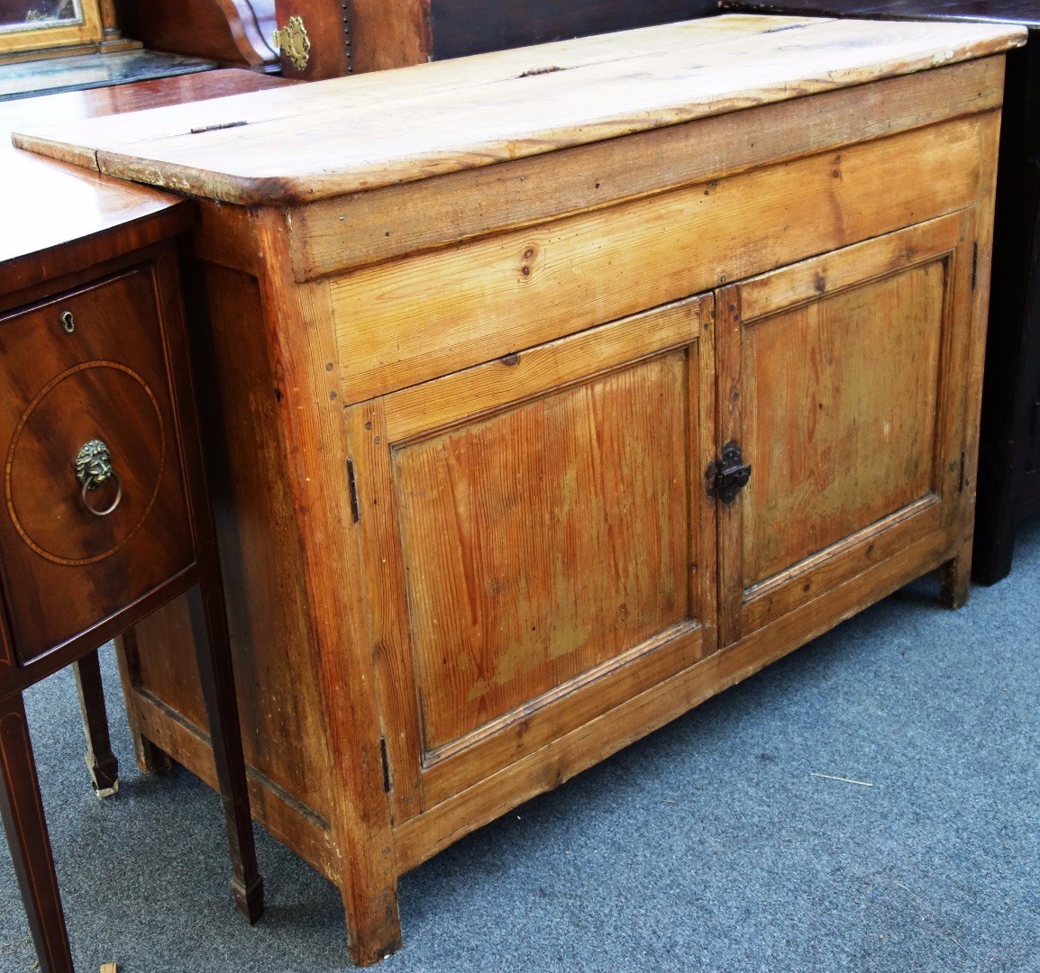 Appraisal: An th century pine side cabinet the lift top over