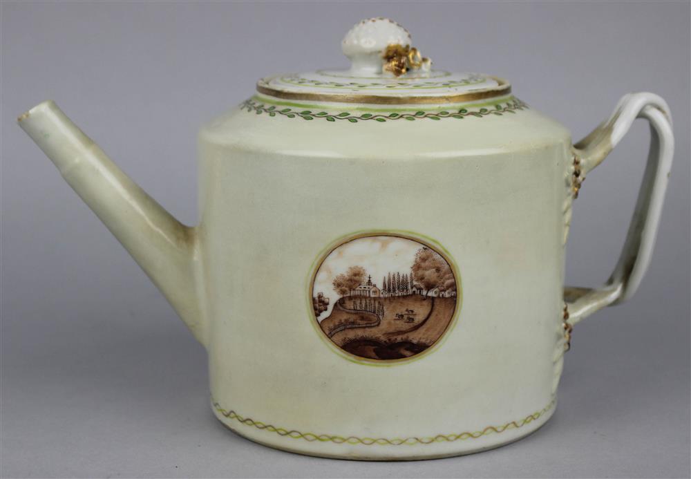 Appraisal: CHINESE EXPORT TEAPOT AND COVER OF AMERICAN INTEREST WITH MOUNT