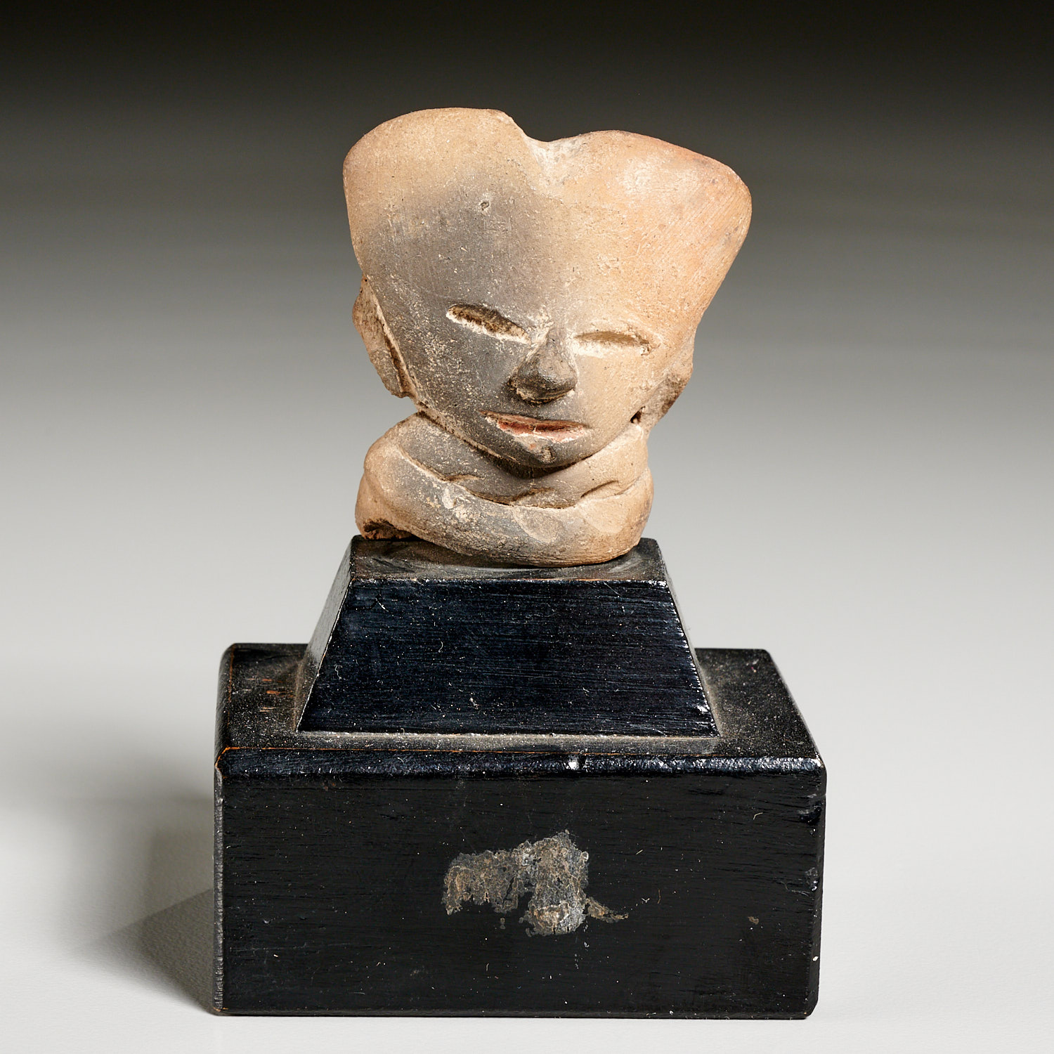 Appraisal: PRE-COLUMBIAN TOTONAC SMILING FACE EX-KOMOR c - BCE Vera Cruz