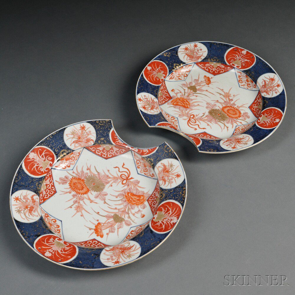 Appraisal: Pair of Imari Bleeding Bowls Japan th th century the