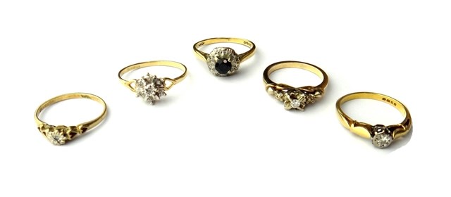 Appraisal: An ct gold and diamond set single stone ring mounted