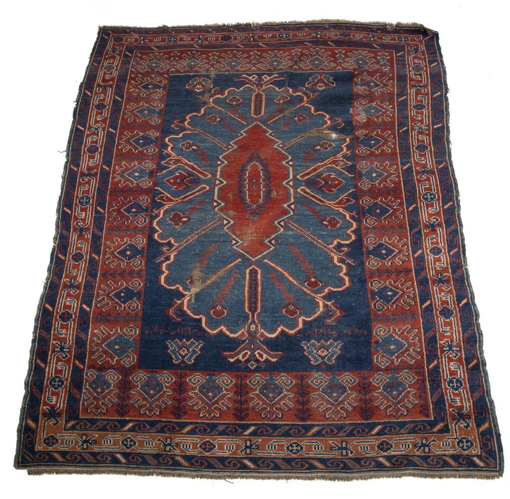 Appraisal: SOUTH PERSIAN RUG ' X ' South Persian rug Large