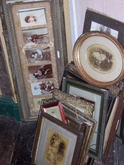 Appraisal: A quantity of framed th Century photographs etc