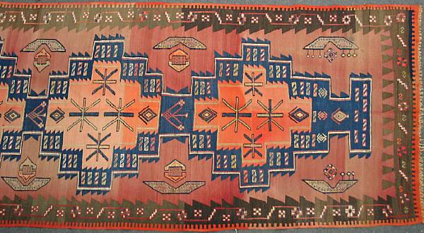 Appraisal: A Kilim size approximately ft in x ft in