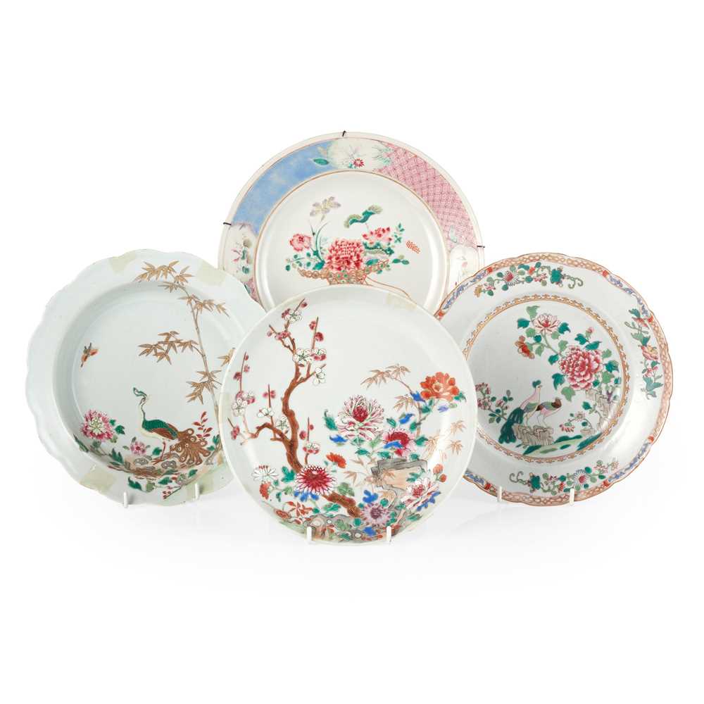 Appraisal: GROUP OF FOUR FAMILLE ROSE PLATES QING DYNASTY TH CENTURY