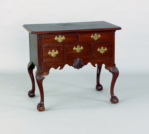 Appraisal: Philadelphia Chippendale style mahogany lowboy the rectangular top with notched