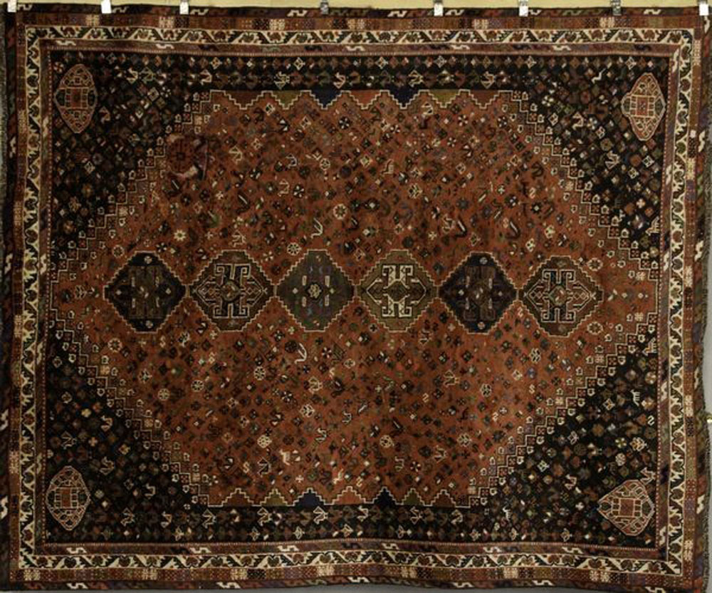 Appraisal: - Persian Shiraz rug Shiraz rug Persia ' x '