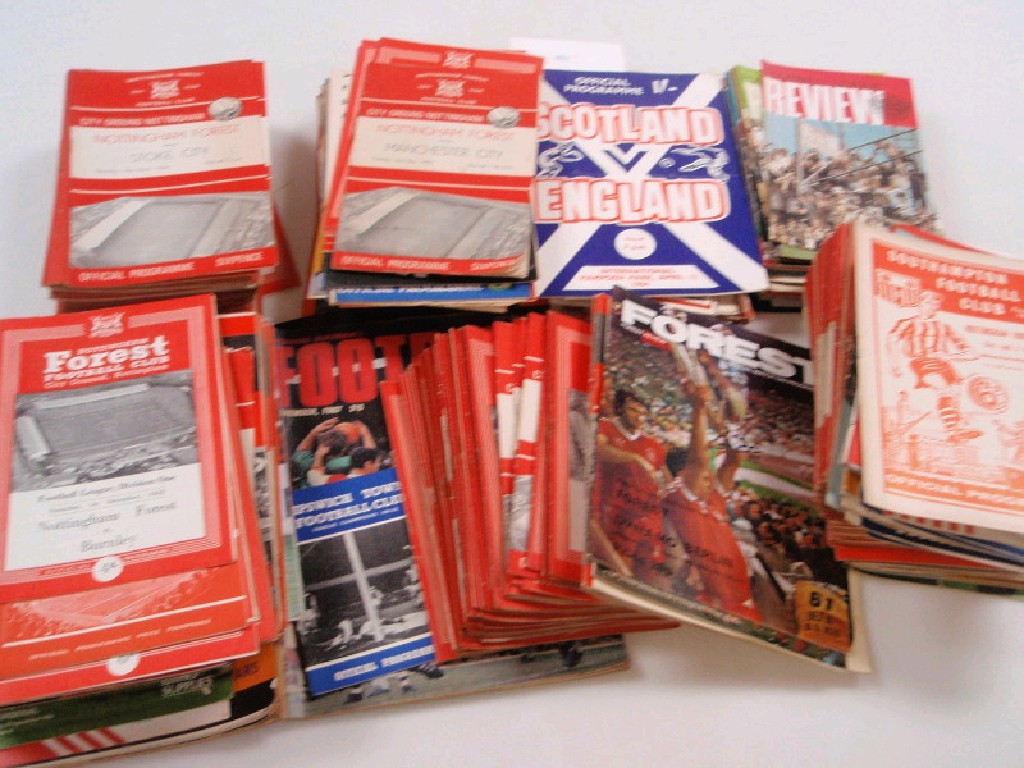 Appraisal: A large quantity of Nottingham Forest and other football programmes