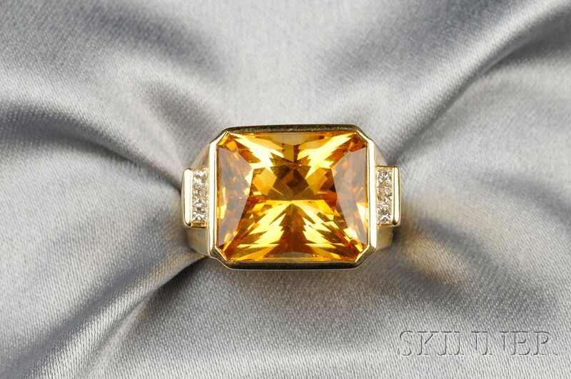 Appraisal: kt Gold Citrine and Diamond Ring set with a fancy-shape