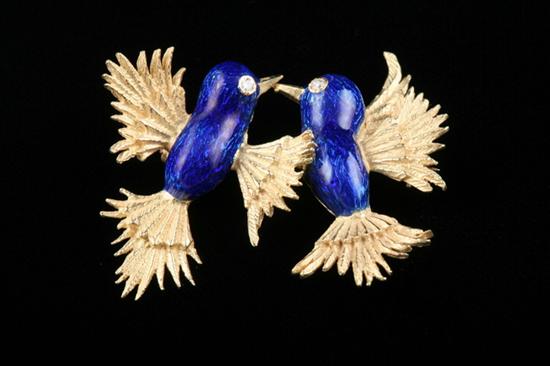 Appraisal: K YELLOW GOLD BLUE ENAMEL AND DIAMOND HUMMINGBIRD BROOCH Textured