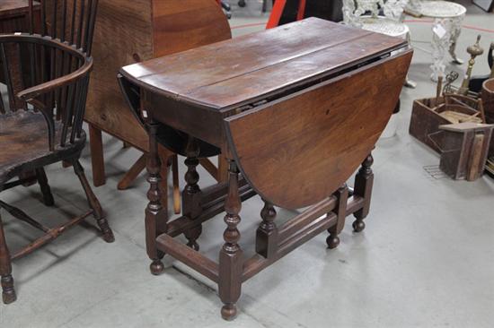 Appraisal: DROP LEAF GATE LEG TABLE Probably English Oak with D