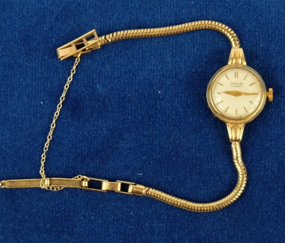 Appraisal: ct gold Nivada ladies wristwatch and bracelet