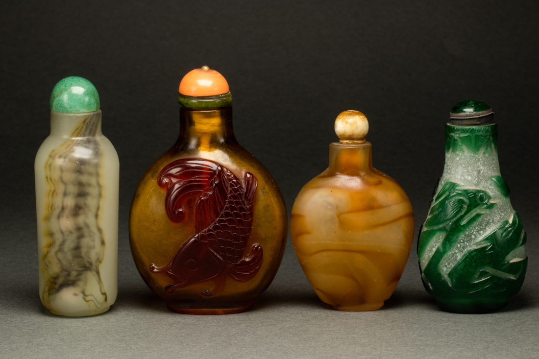 Appraisal: LOT OF CHINESE GLASS SNUFF BOTTLES lot of Chinese glass