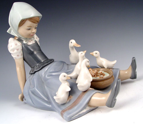 Appraisal: LLADRO ''HUNGRY BROOD'' Retired in '' high