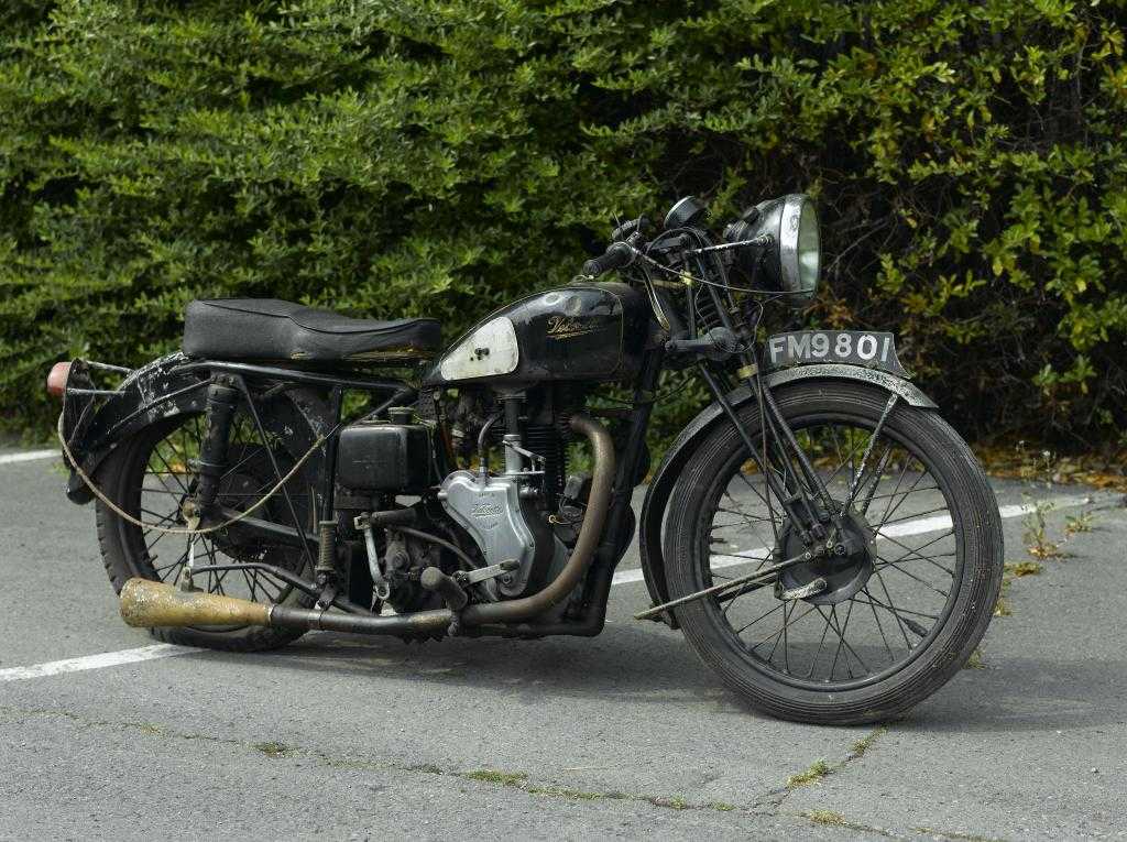 Appraisal: A VELOCETTE MAC cc OHV registration number FM original black