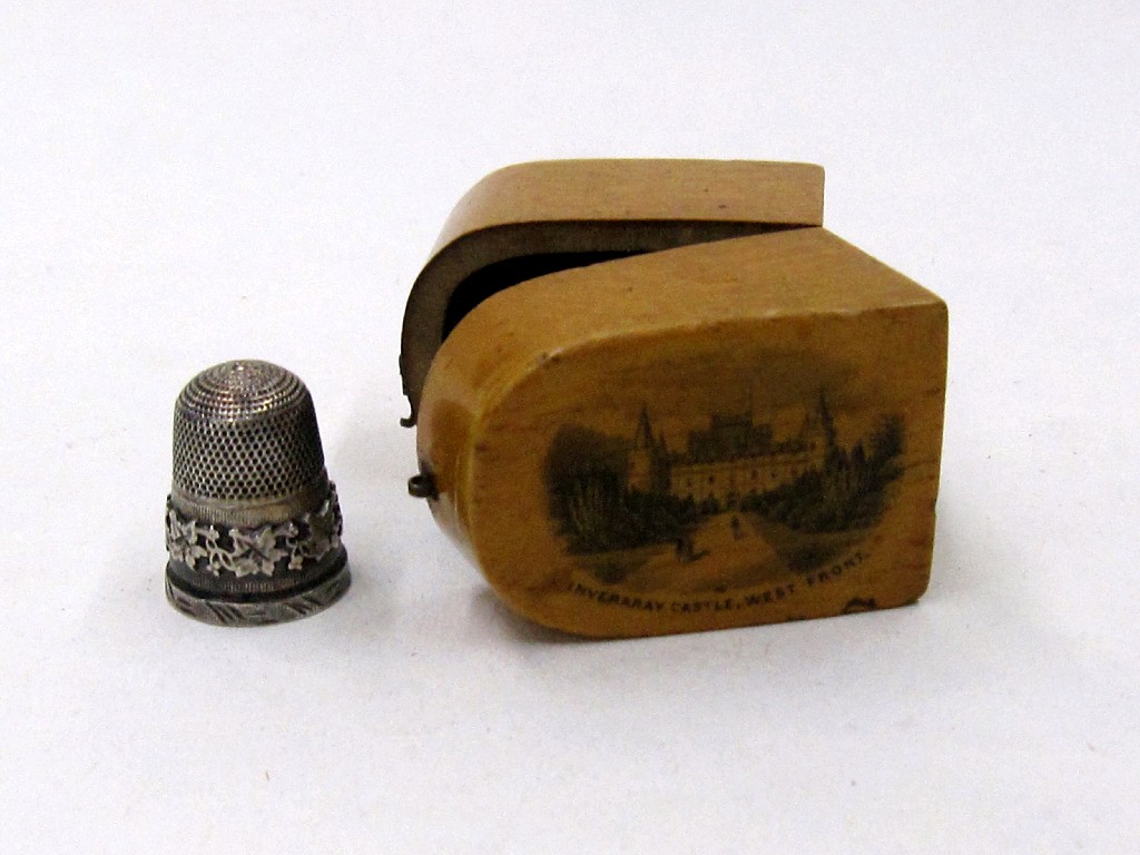 Appraisal: Silver thimble in mauchline case