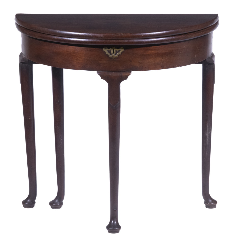 Appraisal: RARE QUEEN ANNE CARD TABLE th c Honduran Mahogany Gateleg