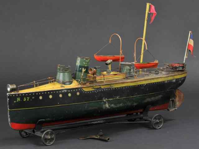 Appraisal: MARKLIN TORPEDO BOAT Germany c - black and green railed