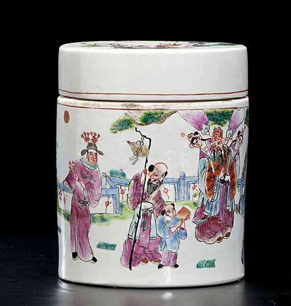 Appraisal: Chinese Famille Verte Covered Jar Chinese a famille verte covered