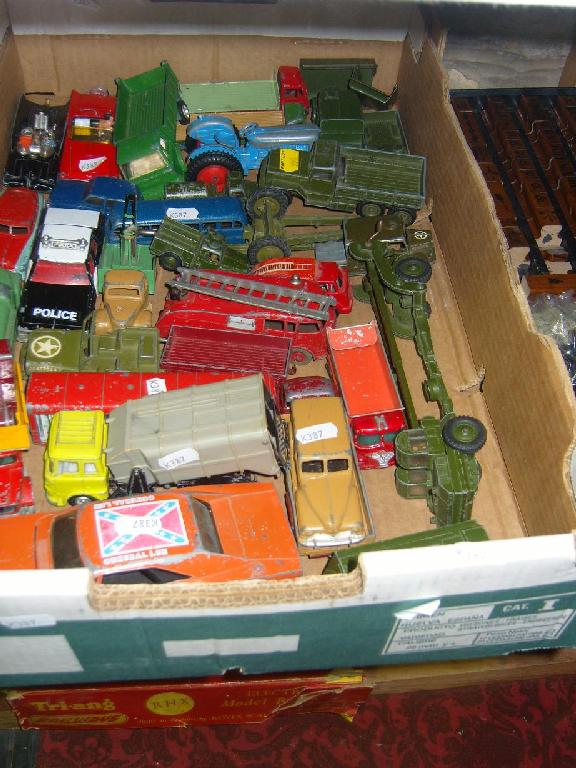 Appraisal: A collection of die cast model vehicles including military vehicles