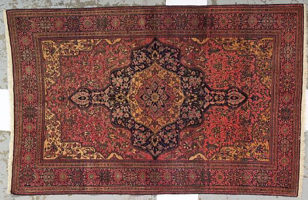 Appraisal: A Fereghan Sarouk carpet Central Persia late th century size