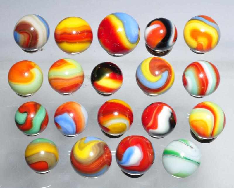 Appraisal: Lot of Akro Agate Corkscrew Marbles Description Very nice group