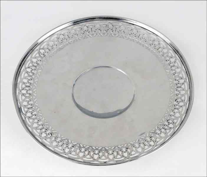 Appraisal: AMERICAN FILIGREE STERLING SILVER DISH Diameter '' Wt ozt Condition