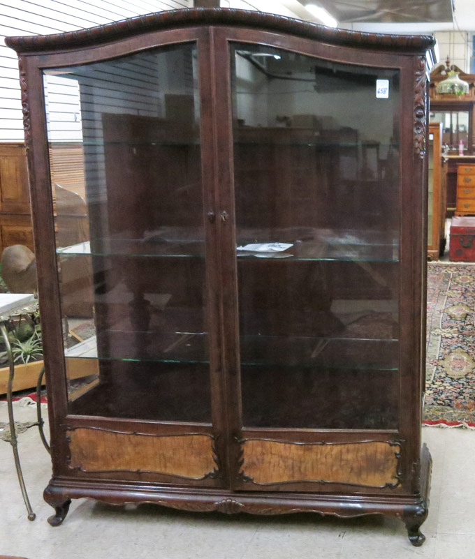 Appraisal: QUEEN ANNE STYLE MAHOGANY CHINA DISPLAY CABINET English second quarter