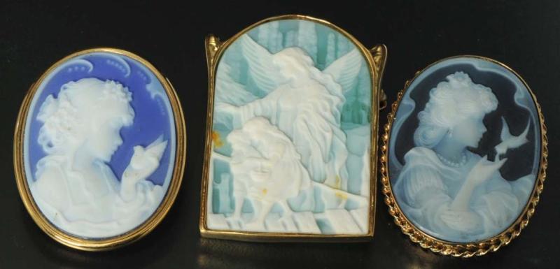 Appraisal: Lot of Antique K Gold Cameo Pins Description Includes one