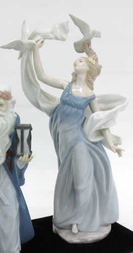 Appraisal: LLADRO PORCELAIN FIGURE New Horizons from the Millennium Collection -