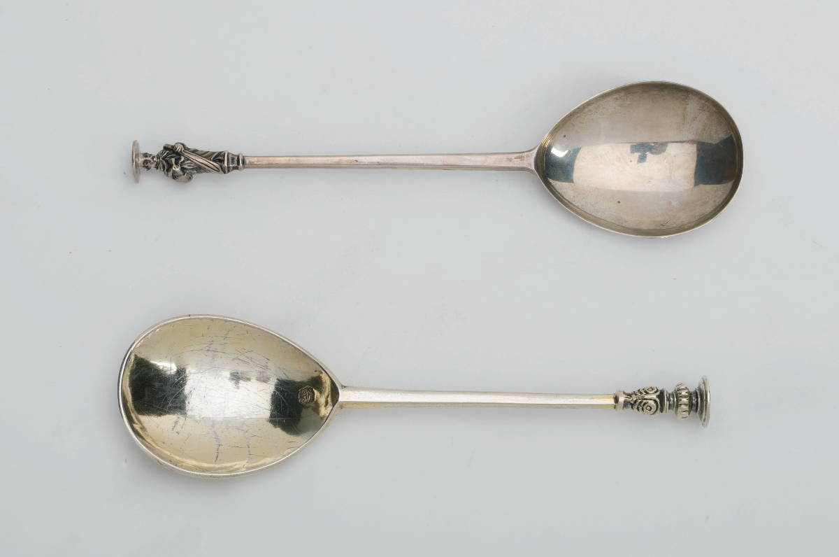 Appraisal: CHARLES I SILVER SEAL-TOP SPOON LONDON - The faceted handle