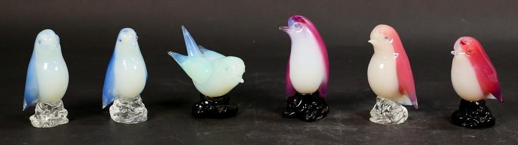 Appraisal: Murano style blown glass birds Tallest pink bird H Deep