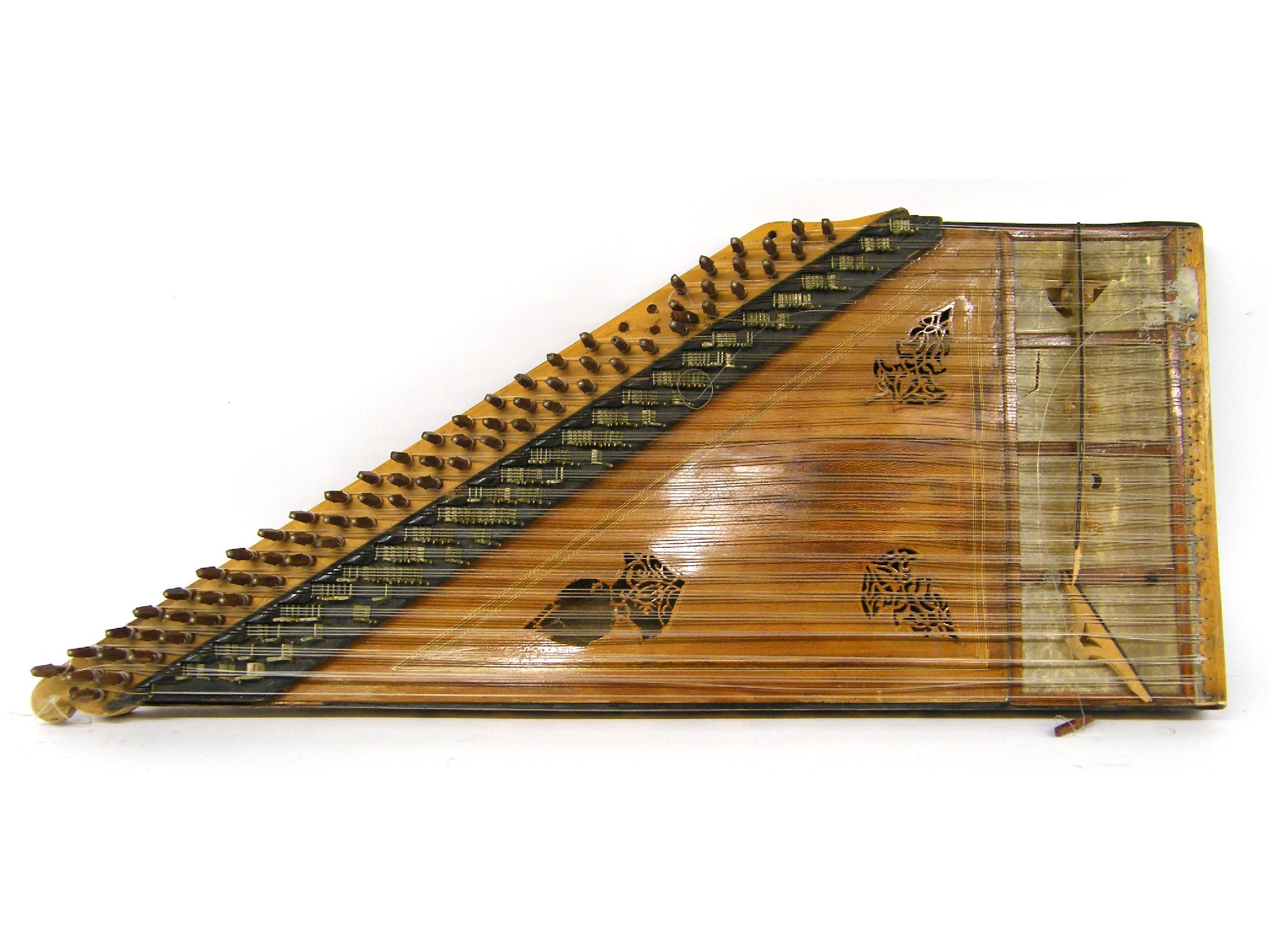 Appraisal: Persian Qanun zither in need of restoration case at fault