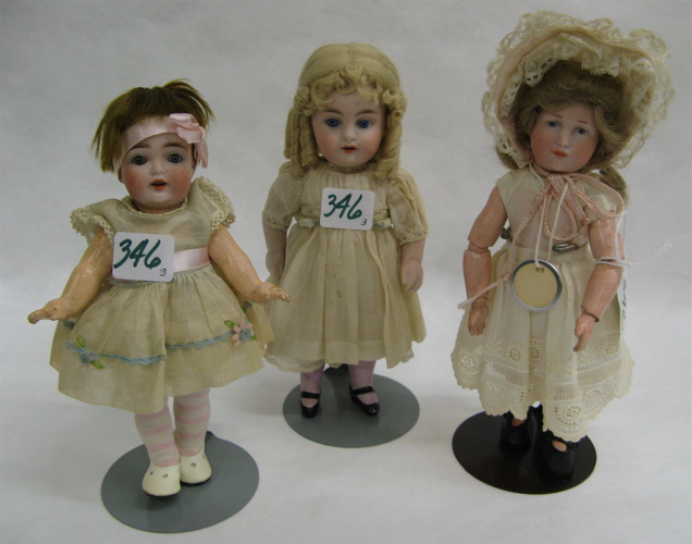 Appraisal: THREE GERMAN BISQUE HEAD GIRL DOLLS Kammer Reinhart Gretchen -