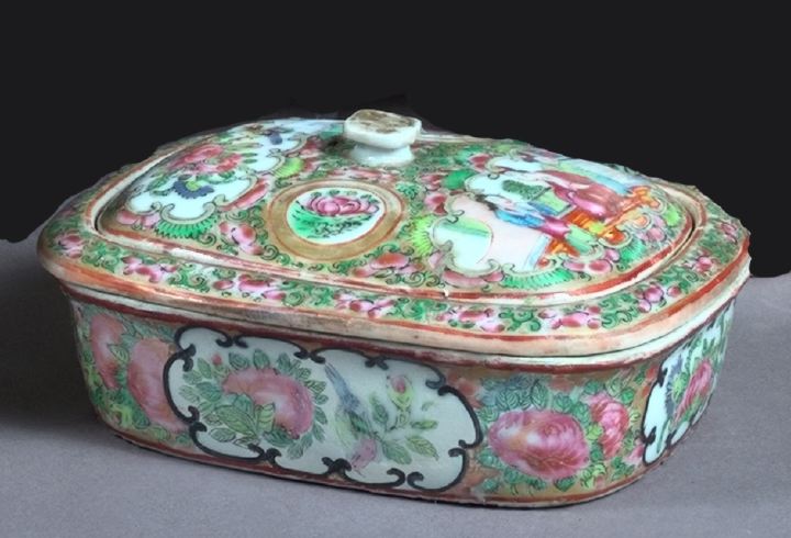 Appraisal: Chinese Export Rose Medallion Porcelain Butter Dish second quarter th