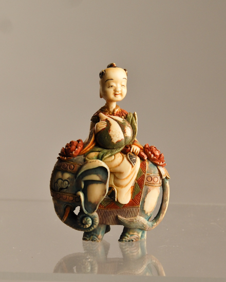 Appraisal: A Carved Polychromed Figural Ivory Snuff Bottle of a lady