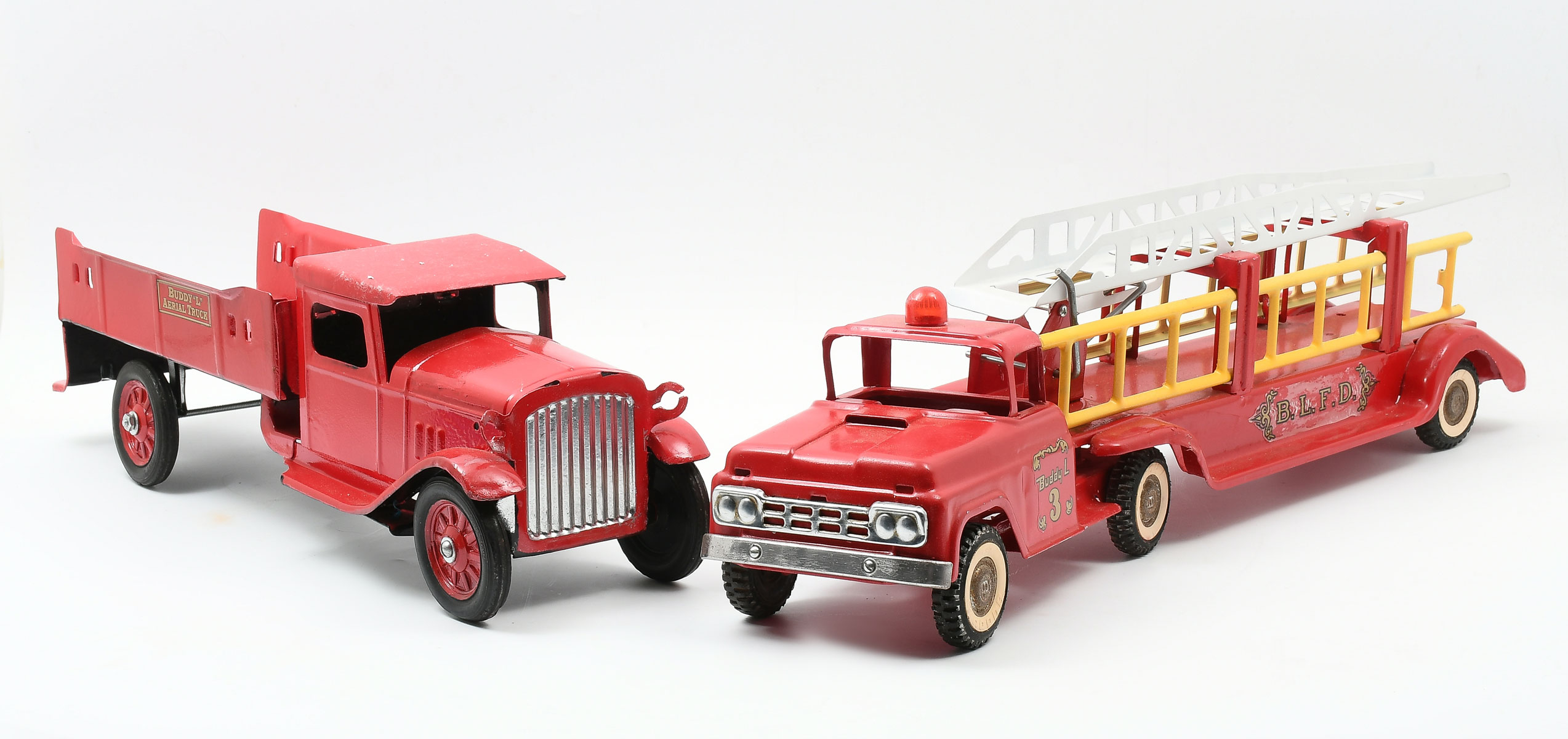 Appraisal: PC BUDDY L PRESSED STEEL TOY TRUCKS Buddy L Aerial