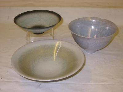 Appraisal: A STUDIO POTTERY PORCELAIN DISH by David White with dark