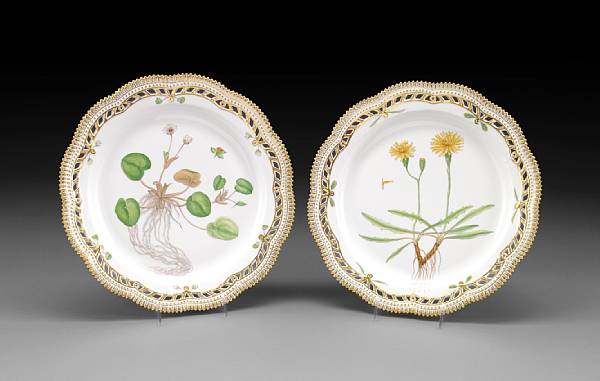 Appraisal: A pair of Royal Copenhagen Flora Danica circular platters date