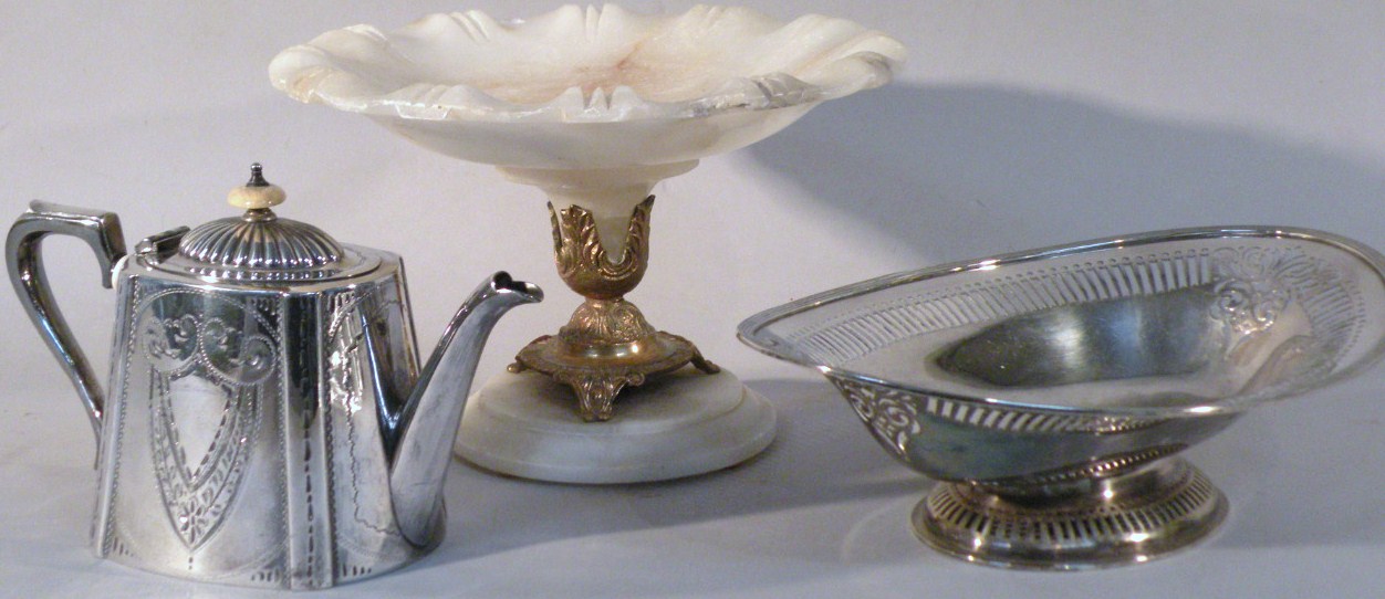 Appraisal: A French marble centre piece the top with a wavy