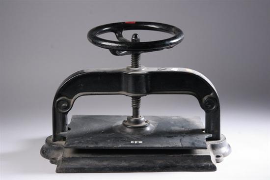 Appraisal: CAST IRON PRESS With screw-turn movement - in long