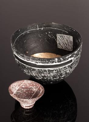 Appraisal: Sarah Jenkins Contemporary black and white sgraffito deep bowl with